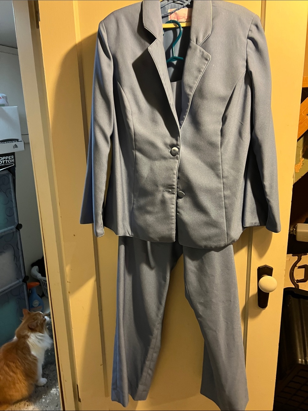 Classic Women's Light Gray Suit Jacket & Pants